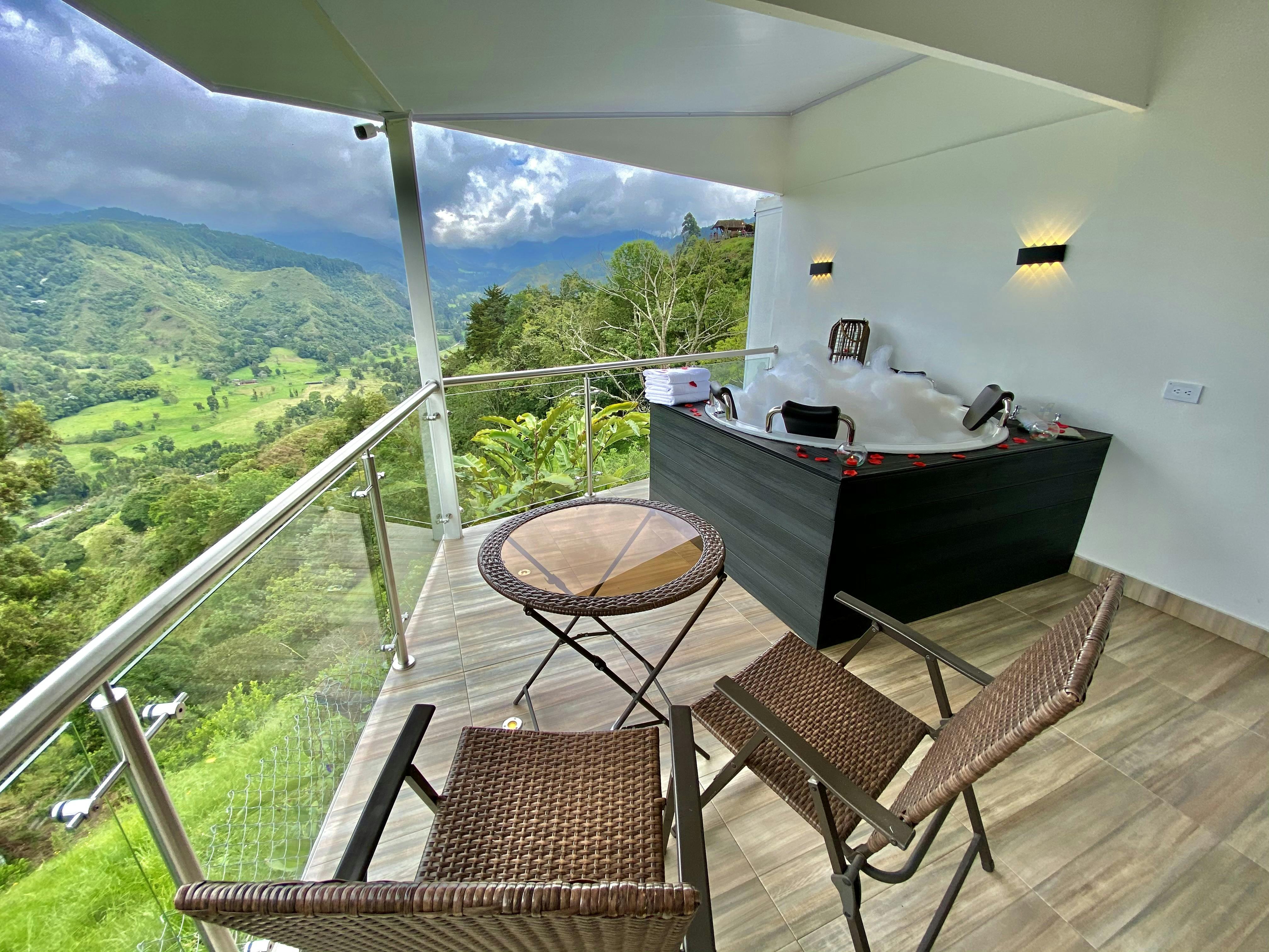 Habitacion Balcón del Río 102