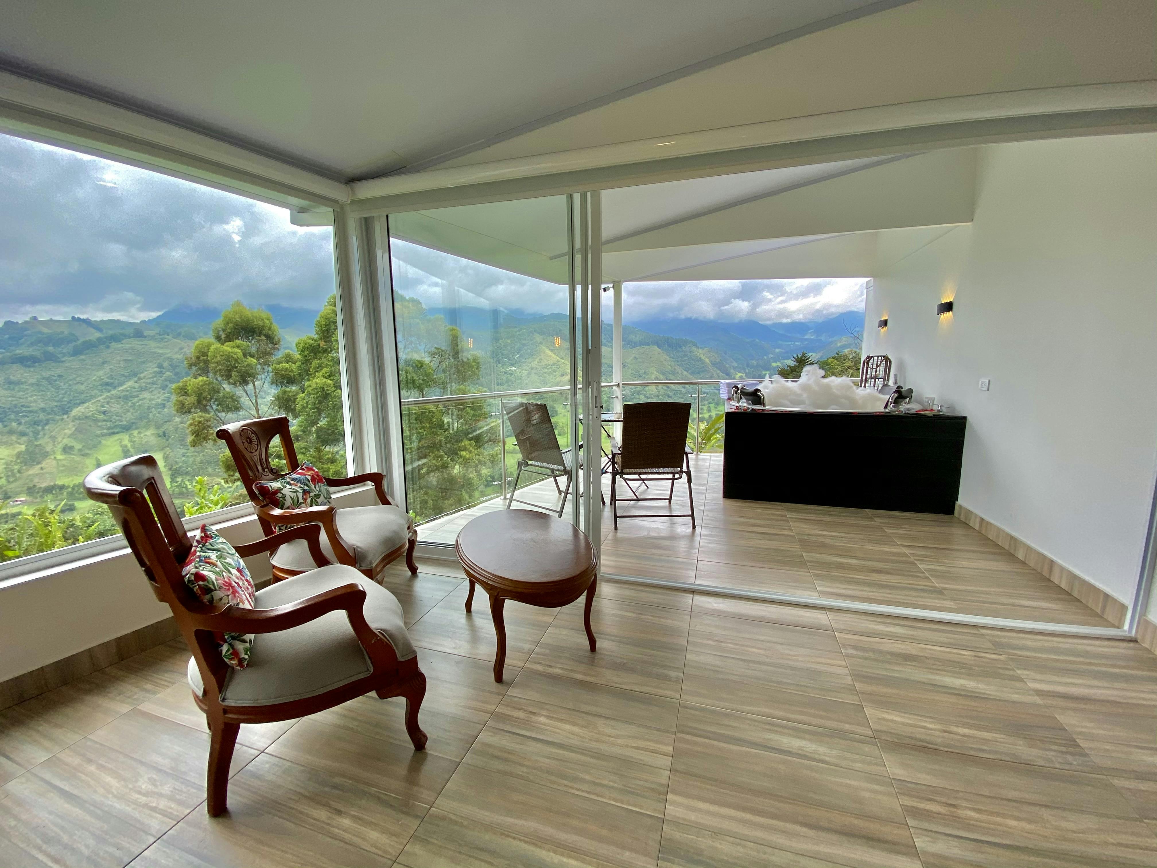 Habitacion Balcón del Río 102