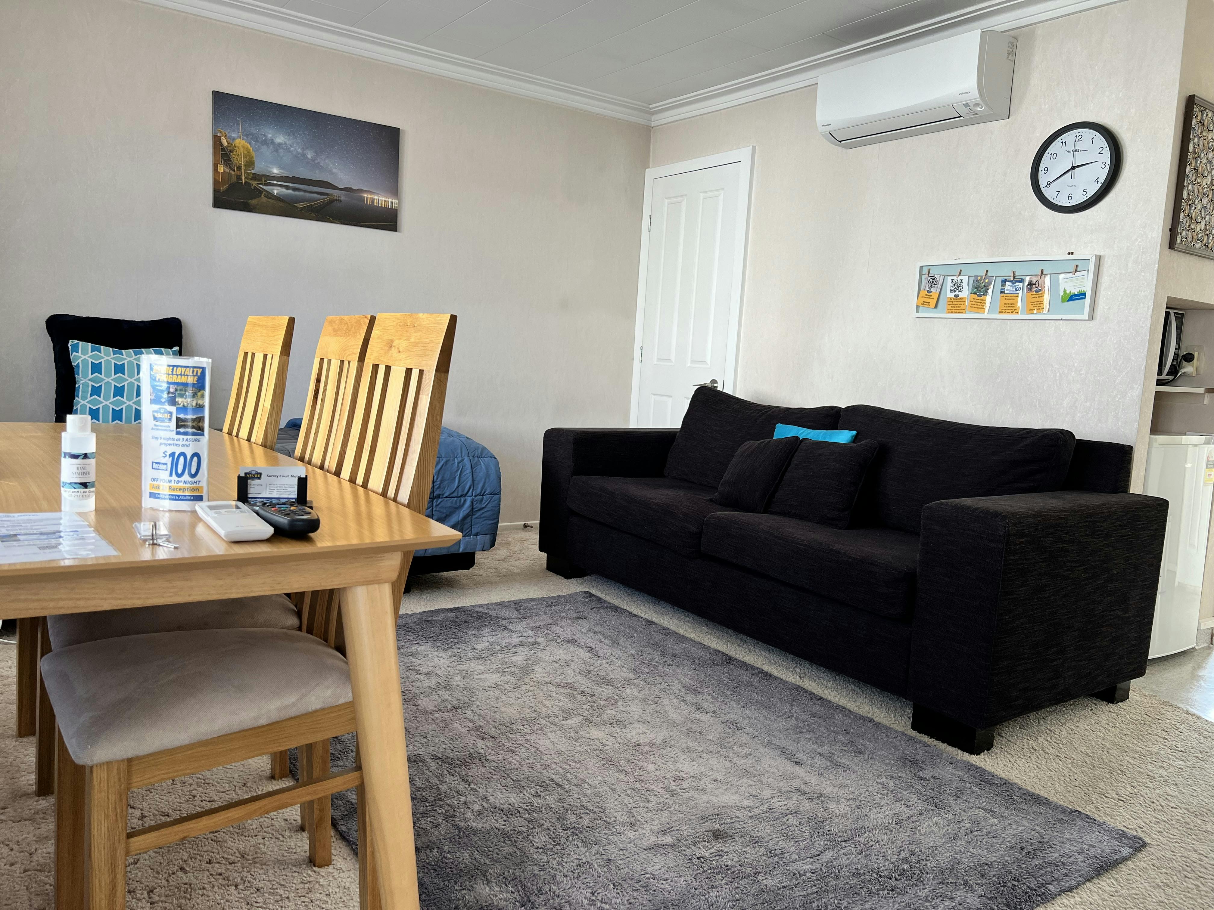 Room 5, Surrey Court