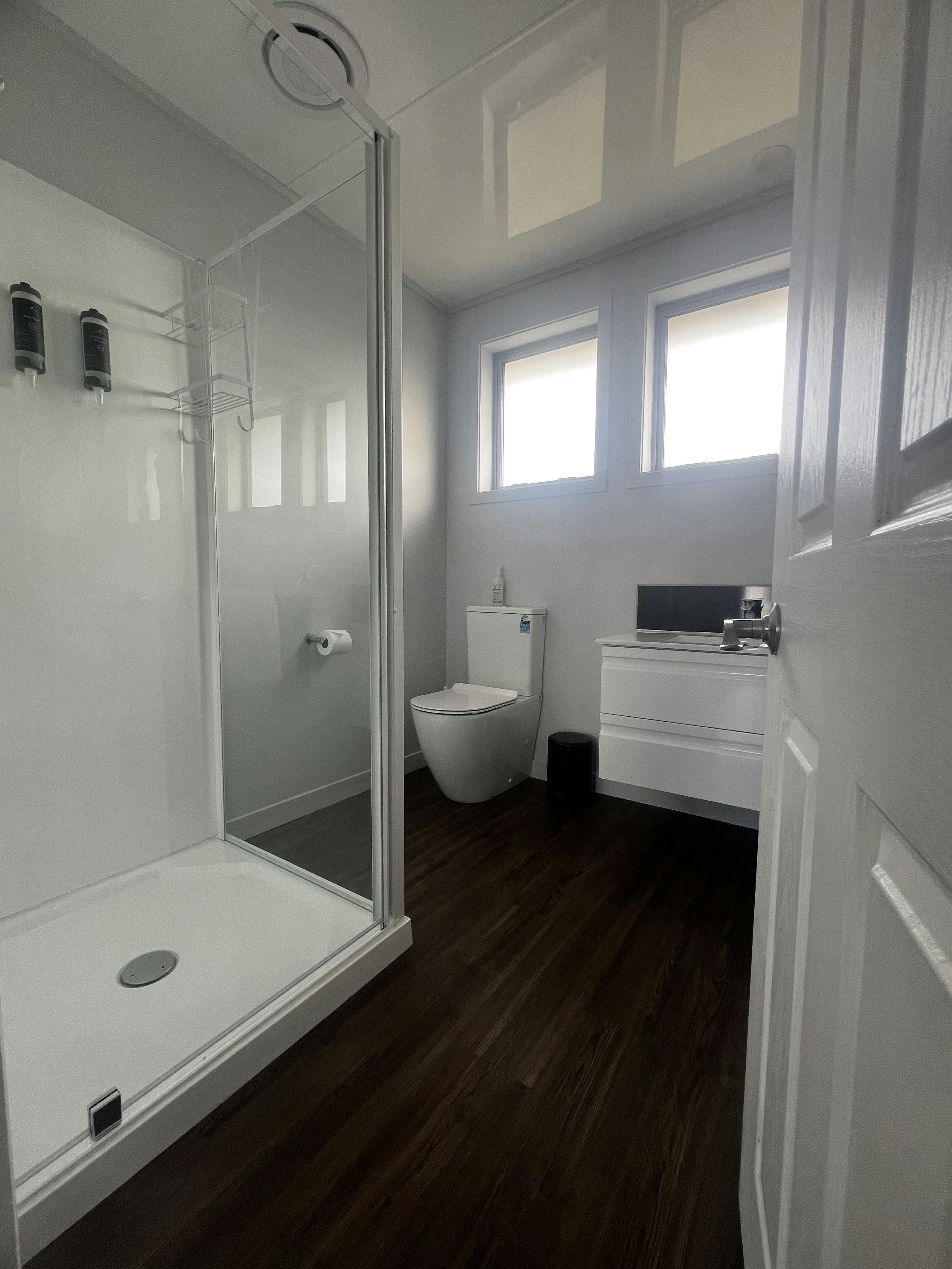 Executive Room bathroom