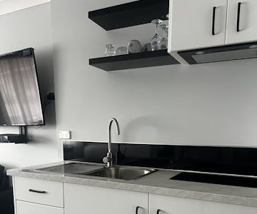 Executive Room, Kitche,