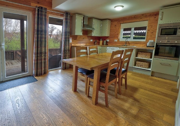 Kitchen and Dining Area, Fountains Lodge at Riverside Lodges in Ripon