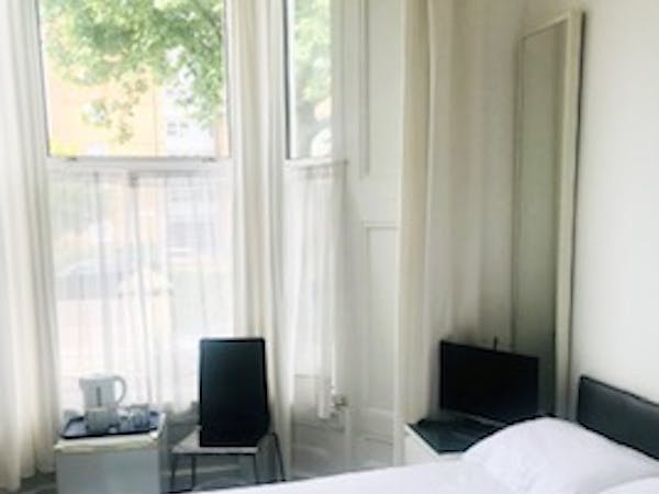 Double En-suite Room