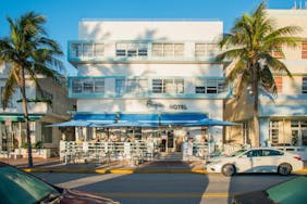 President Villa Miami Beach's sister hotel - Penguin Hotel Facade View from Lummus Park