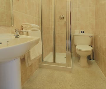 Clean bathroom in the Royal Hotel, Stornoway, Isle of Lewis