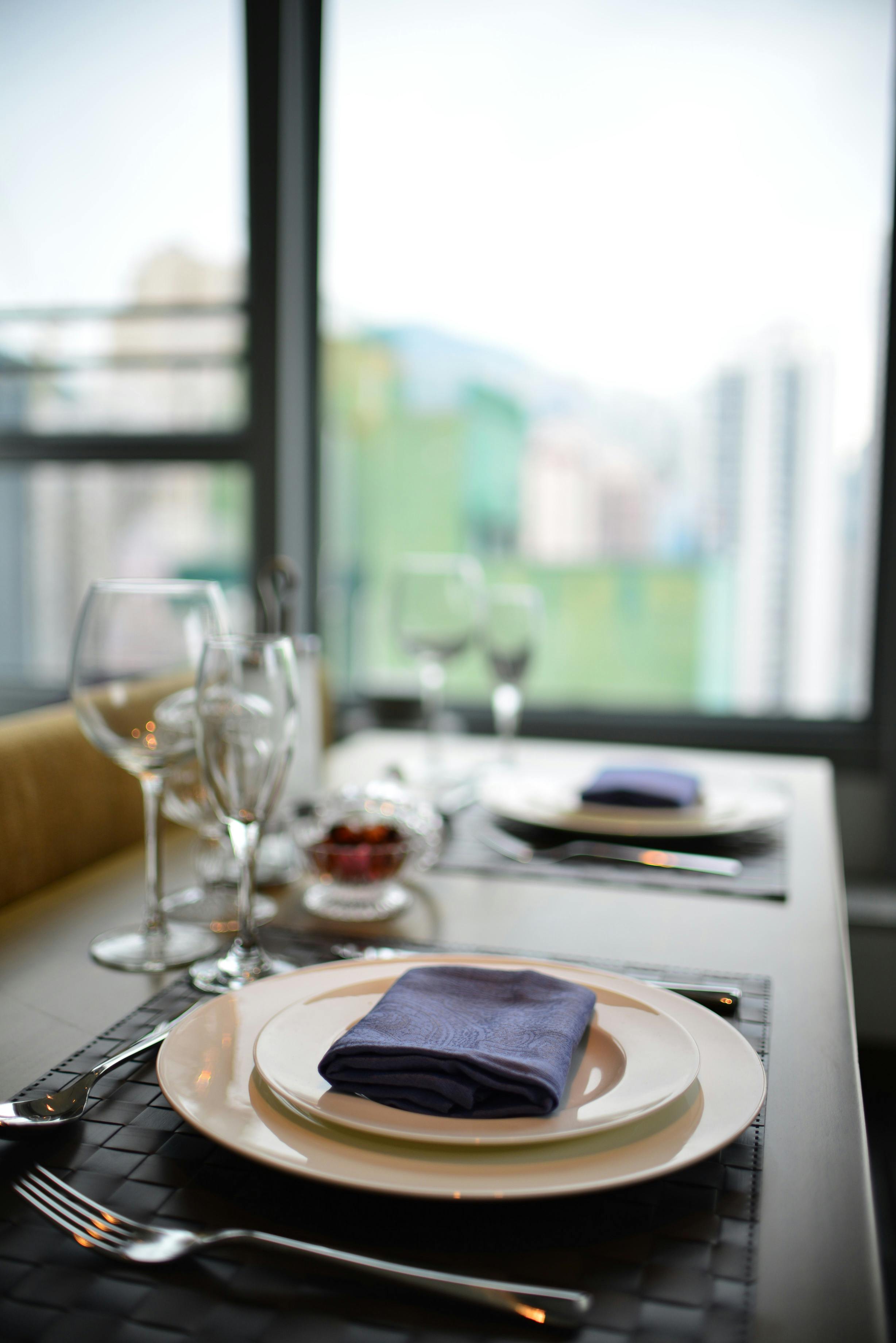 One Bedroom Deluxe - Dining Table