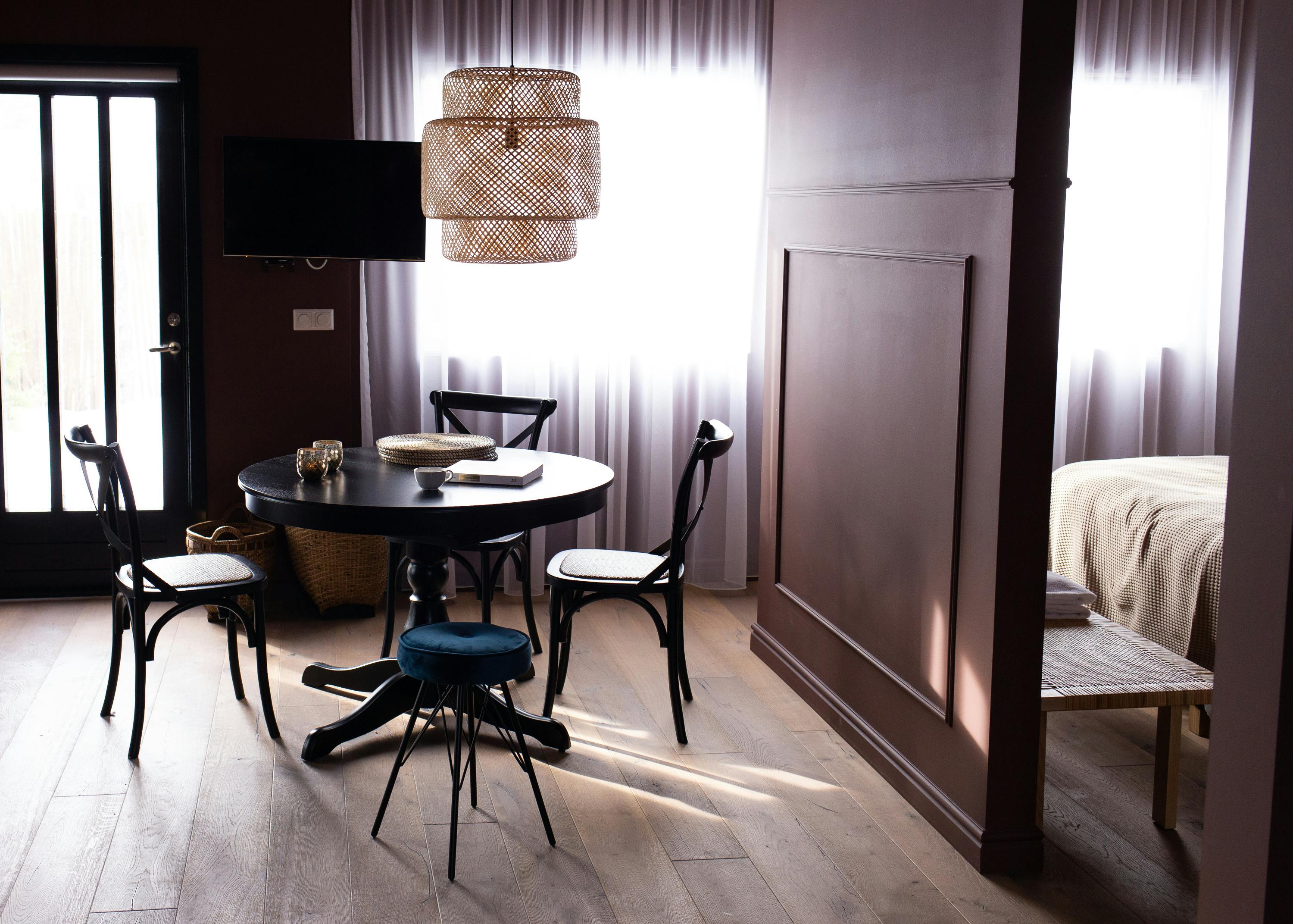 Inni apartments - dining area in Inni 4 - superior studio