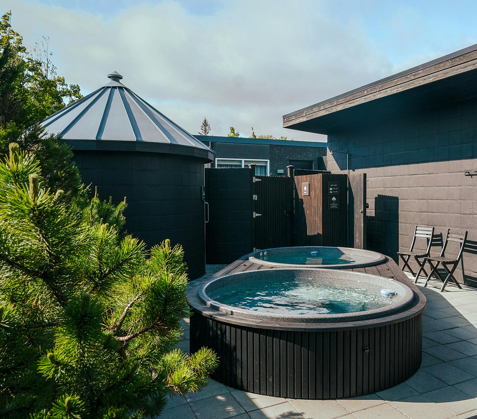 Inni apartments - Outdoor spa area - hot tubs