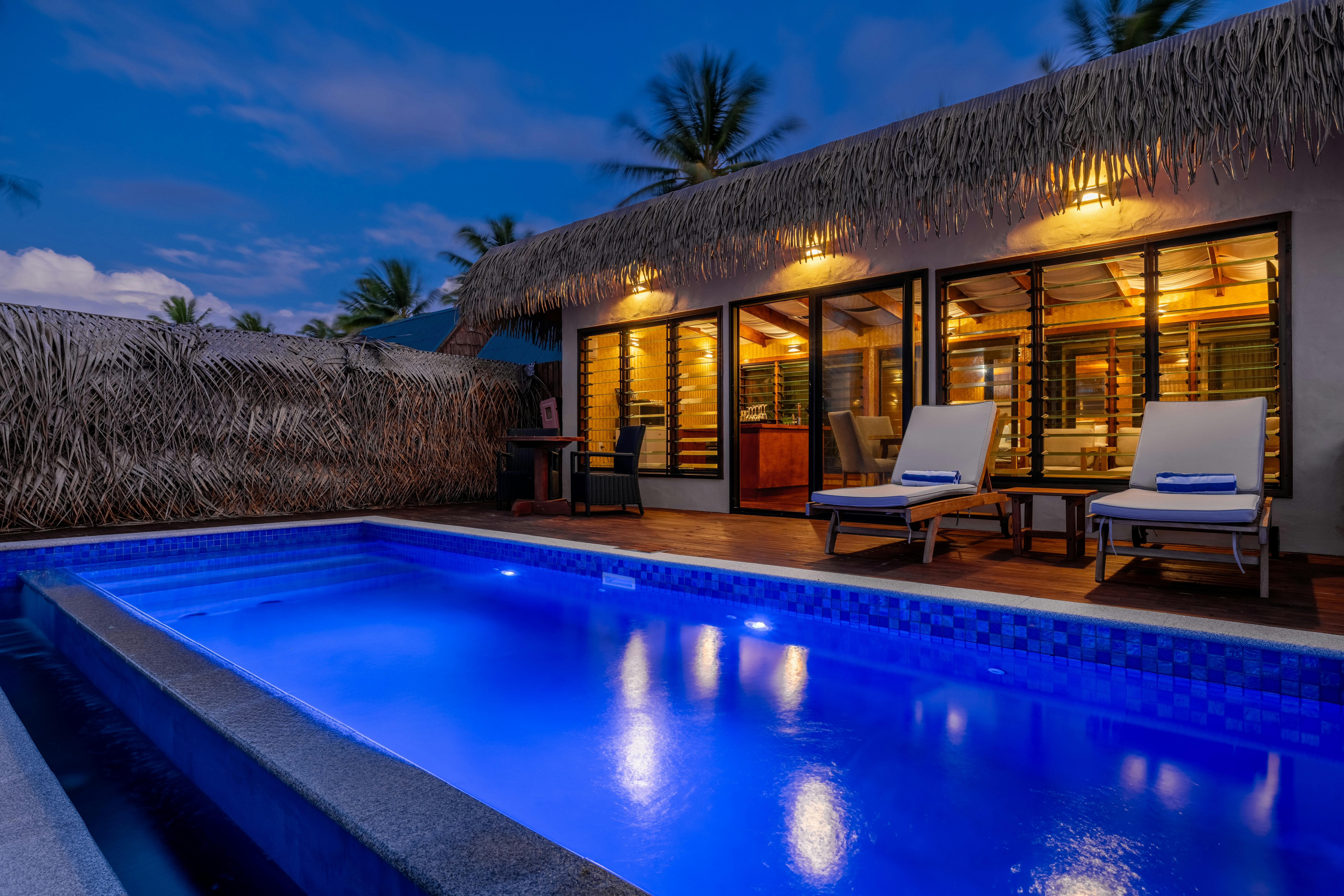 Beachfront Private Infinity Pool Villa