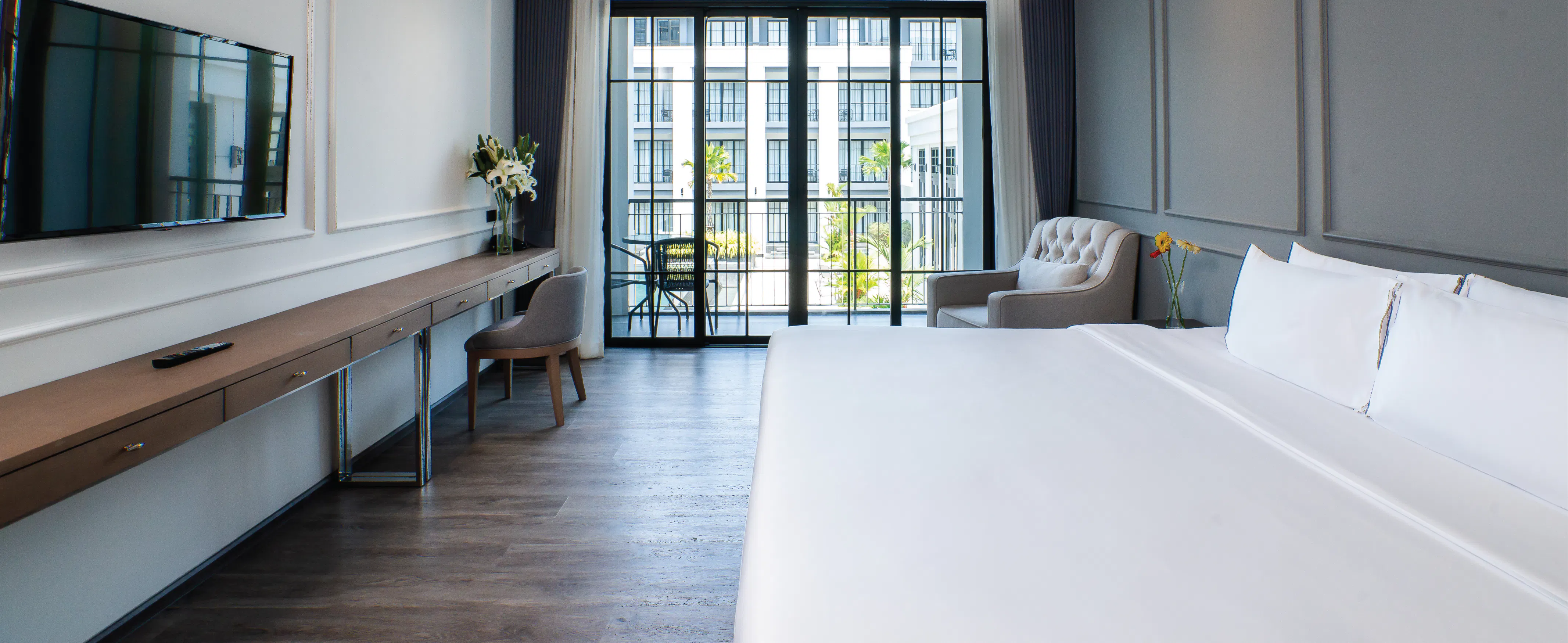 Deluxe Double Pool View, Pattaya Hotel, Elegant Hotel, One Patio Hotel, 파타야 호텔, 엘레강트 호텔