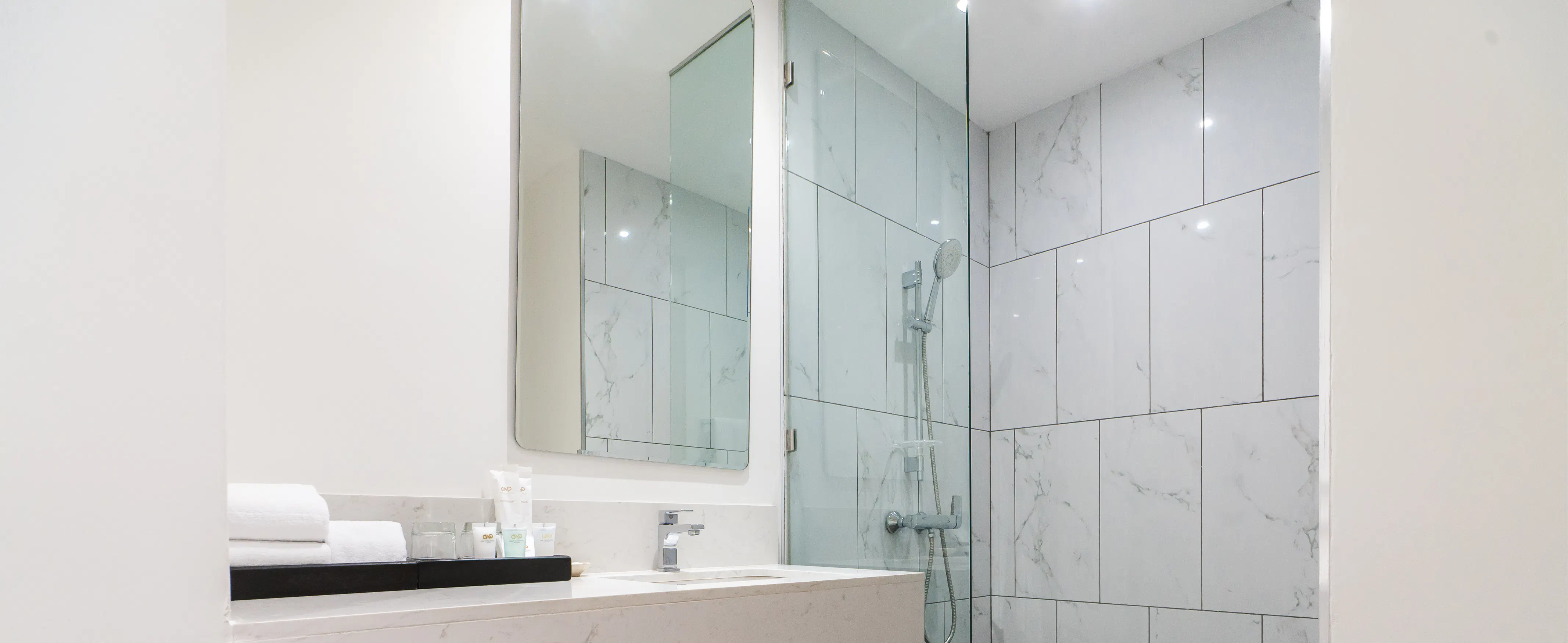 Deluxe Room Toilet, Pattaya Hotel, Elegant Hotel, One Patio Hotel, 파타야 호텔, 엘레강트 호텔