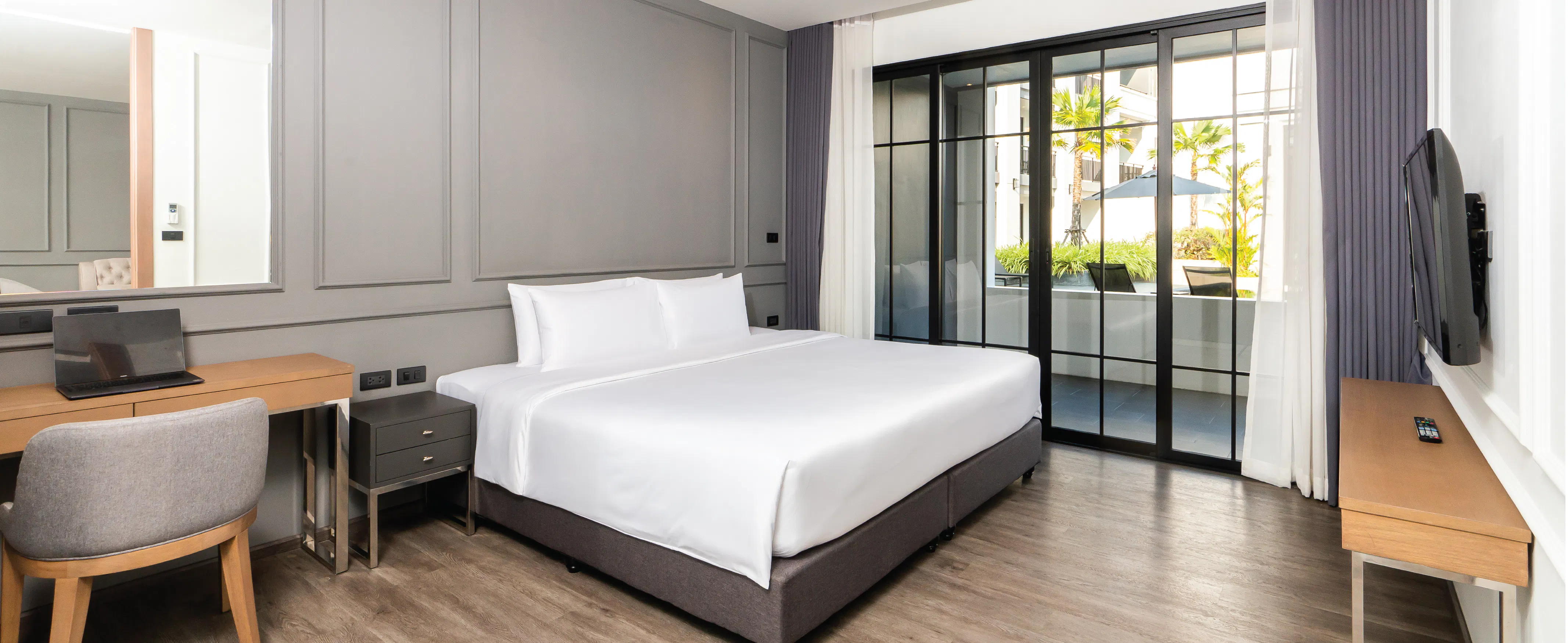 One Patio Suite Pool Access, Pattaya Hotel, Elegant Hotel, One Patio Hotel, 파타야 호텔, 엘레강트 호텔