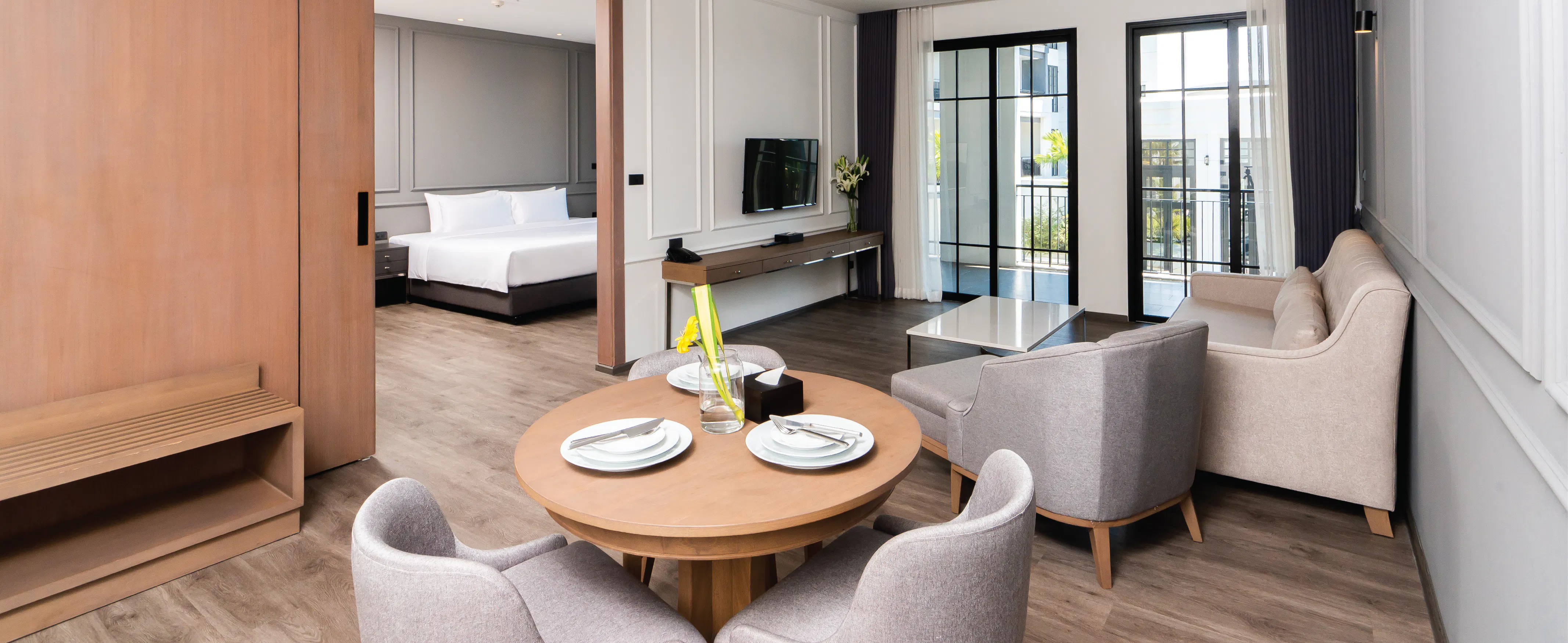One Patio Suite Pool View, Pattaya Hotel, Elegant Hotel, One Patio Hotel, 파타야 호텔, 엘레강트 호텔
