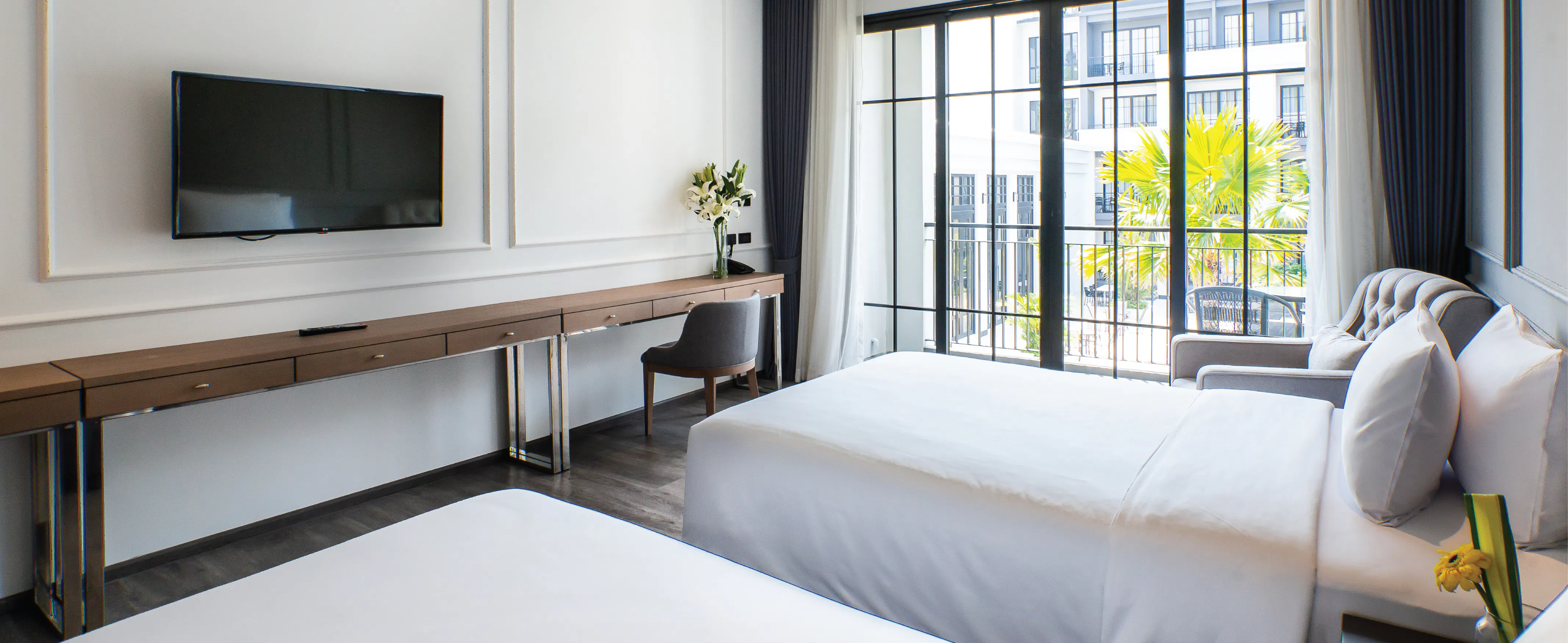Deluxe Twin Pool View, Pattaya Hotel, Elegant Hotel, One Patio Hotel, 파타야 호텔, 엘레강트 호텔