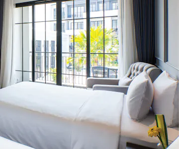 Deluxe Twin Pool View, Pattaya Hotel, Elegant Hotel, One Patio Hotel, 파타야 호텔, 엘레강트 호텔