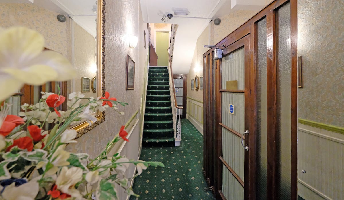 Entrance hallway of Fairways Hotel Paddington. Cheap rooms, London