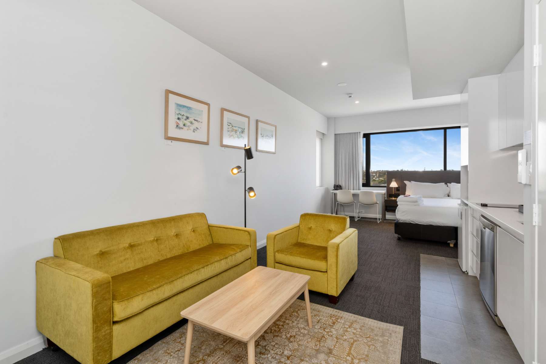 Spacious and modern apartment. Book direct for complimentary mini bar, WiFi and parking