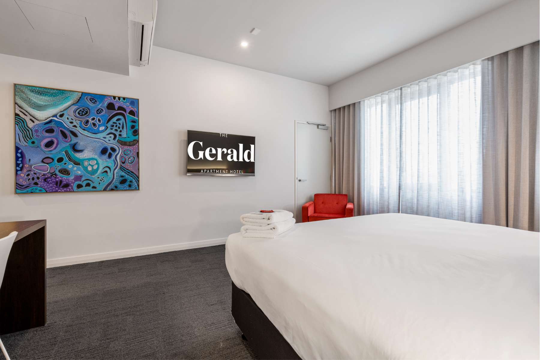 Modern & luxurious accommodation