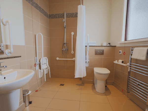 Caladh Inn Stornoway Accessible Bathroom