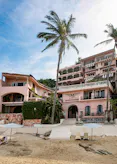 Quinta Maria Cortez beachfront facade