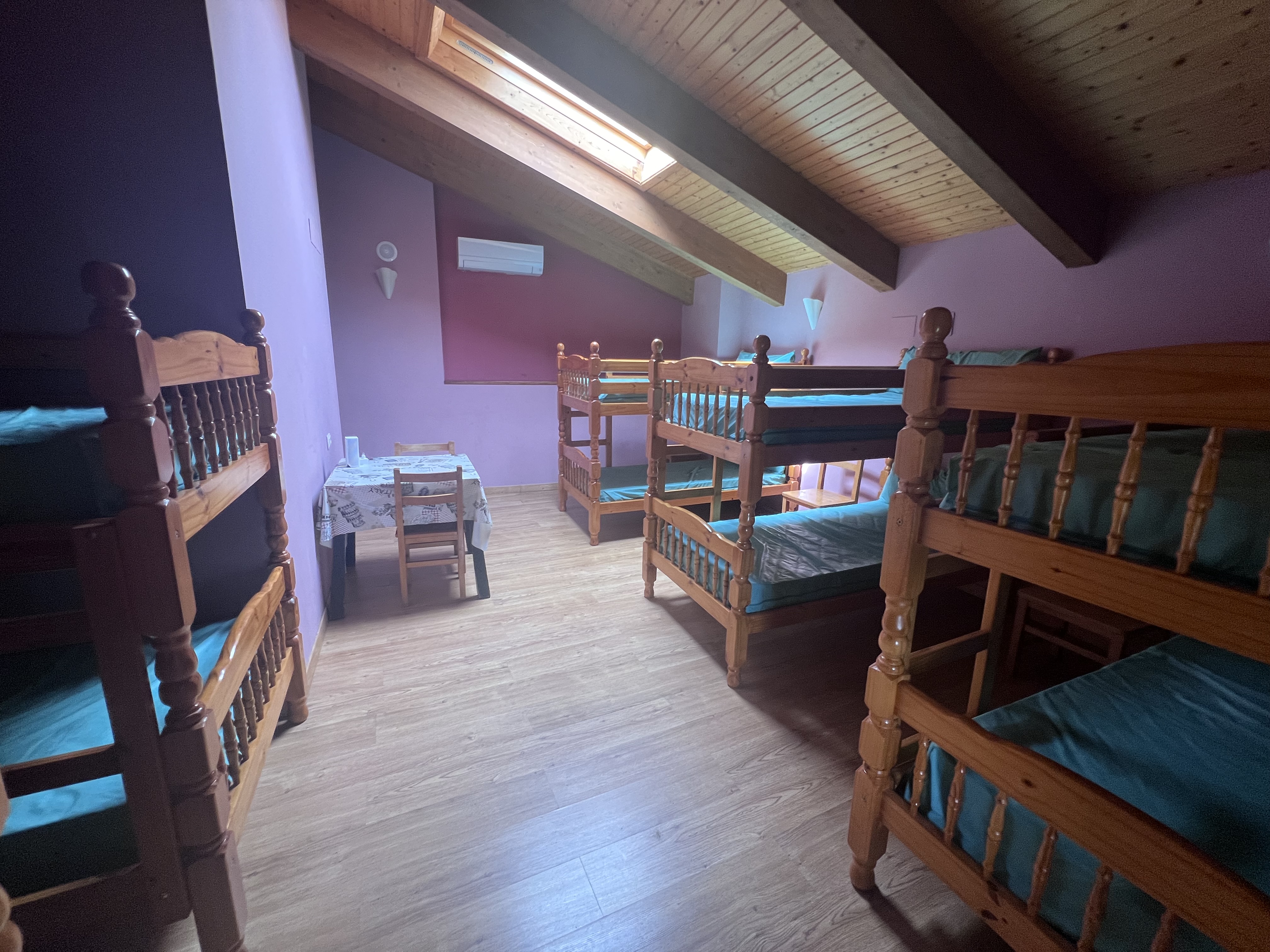 Pamplona dorm for 10, ensuite