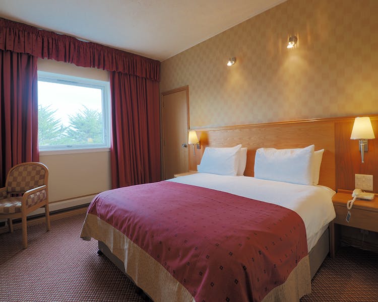 double rooms in the Cabarfeidh hotel
