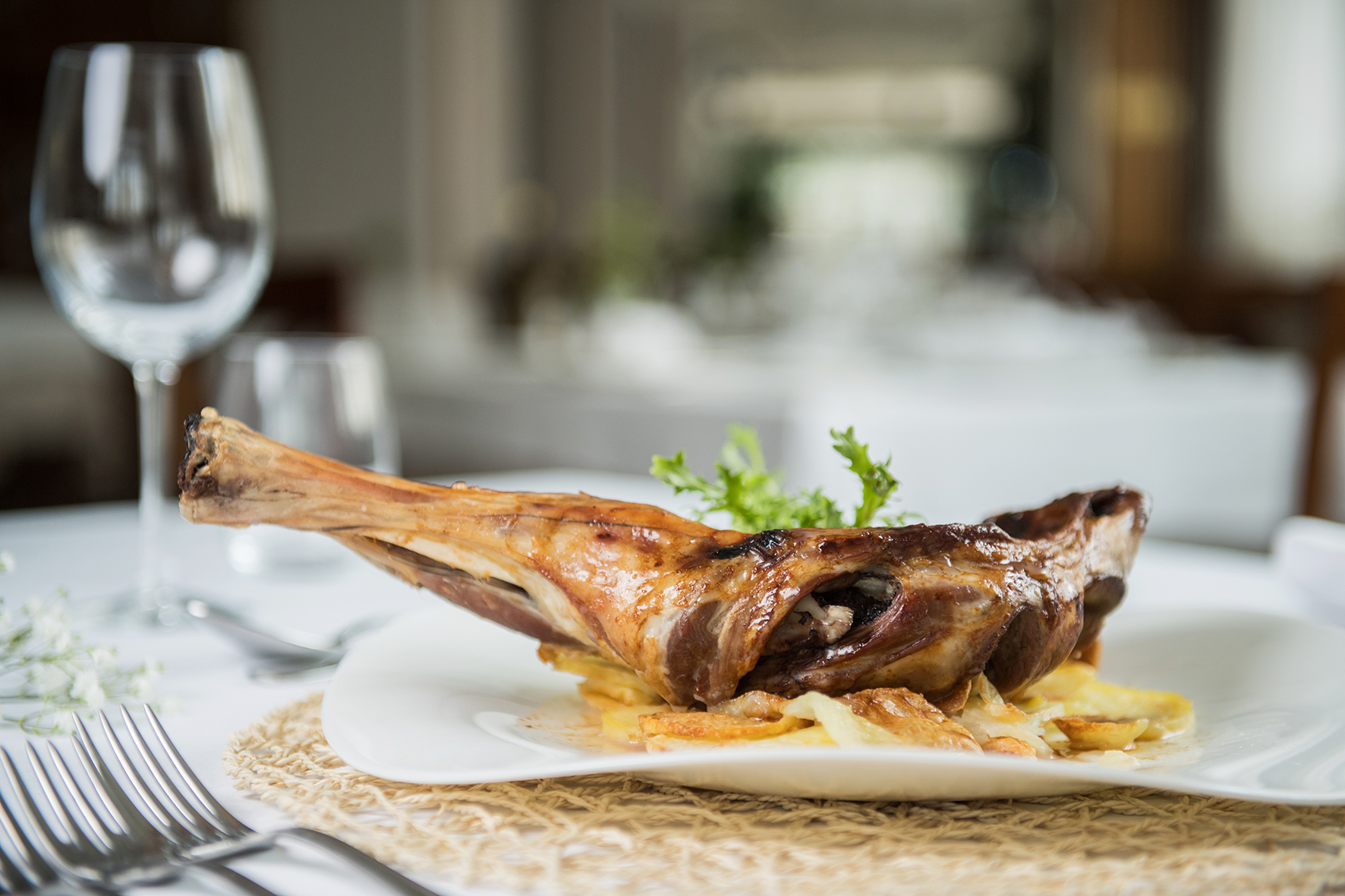 Ternasco del Pirineo Restaurante La Estiva.