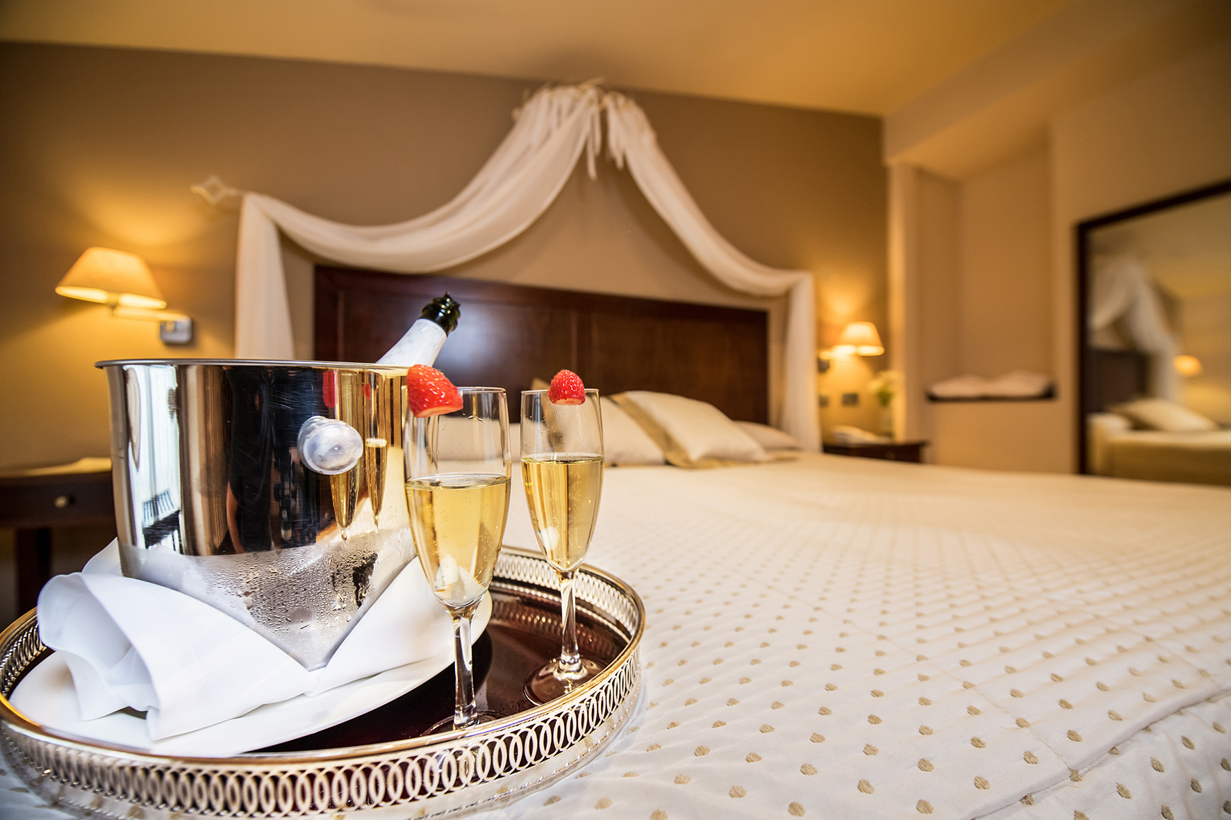 Habitación Premium Romántica noche de bodas.