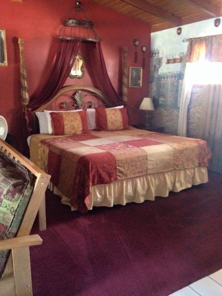 River side, King bed