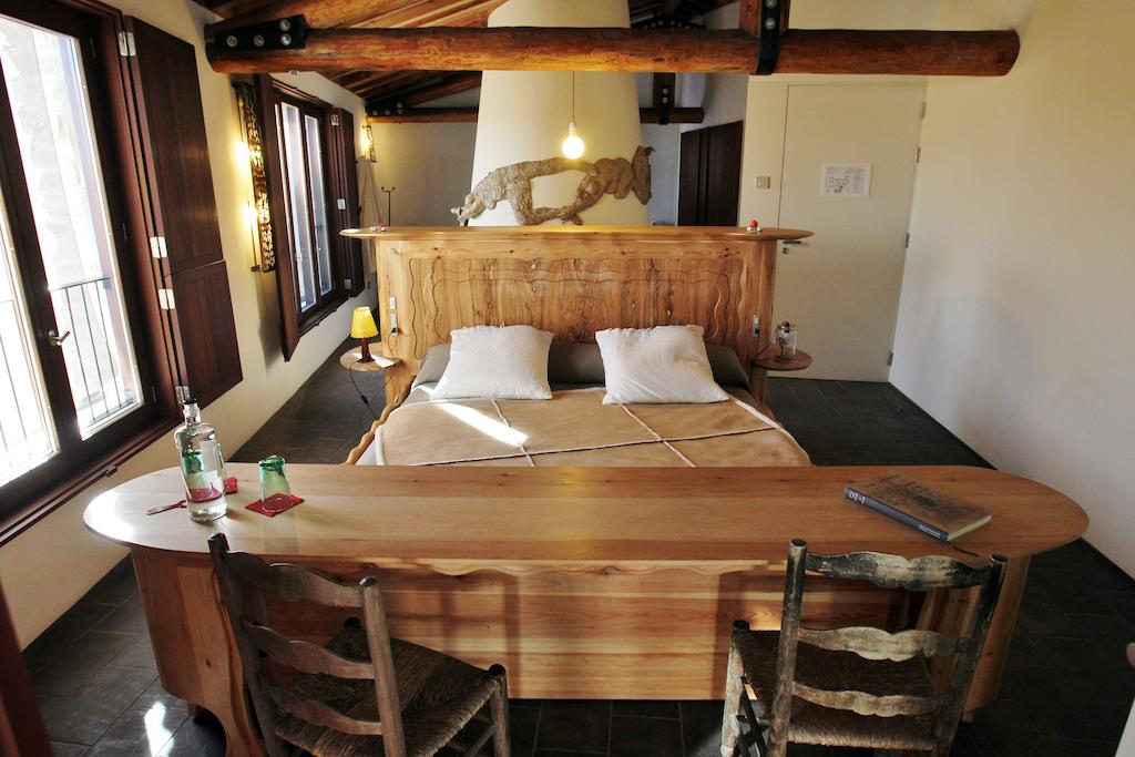 Junior Suite Asidos, bed