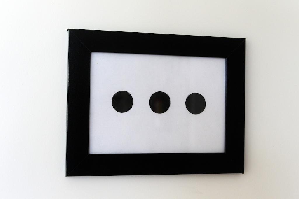 Double room Puntos Suspensivos, logo