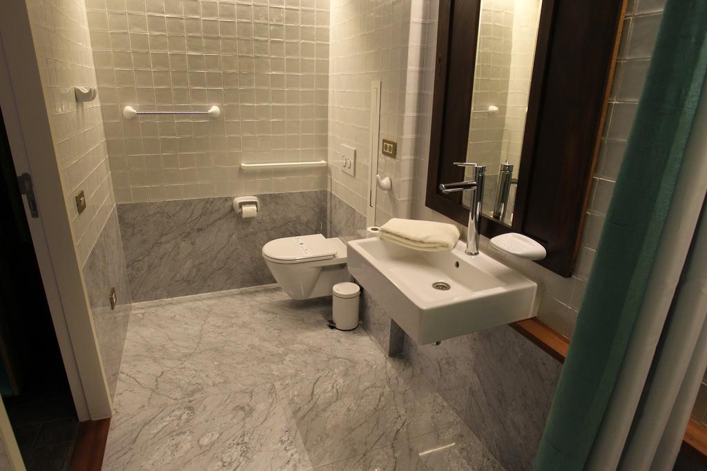 Double room Ulula, sink