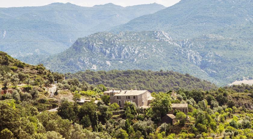 La Demba and surroundings