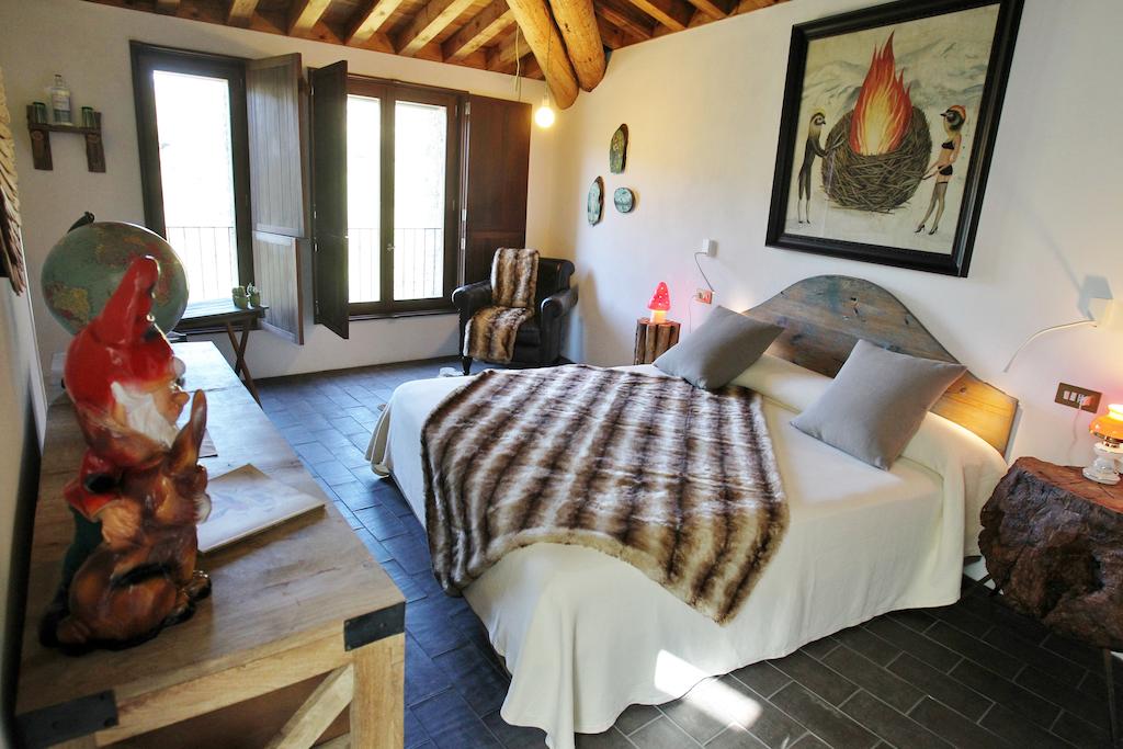 Junior Suite Nido Room, bed