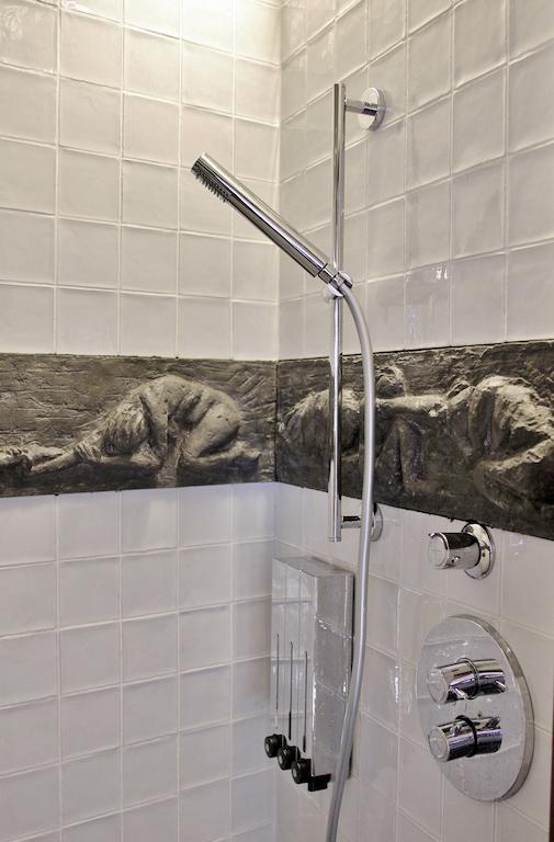 Junior Suite Asidos, shower