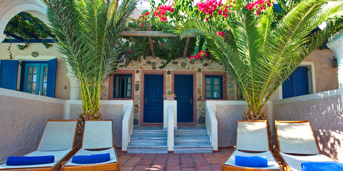 Poolside Sea view Rooms