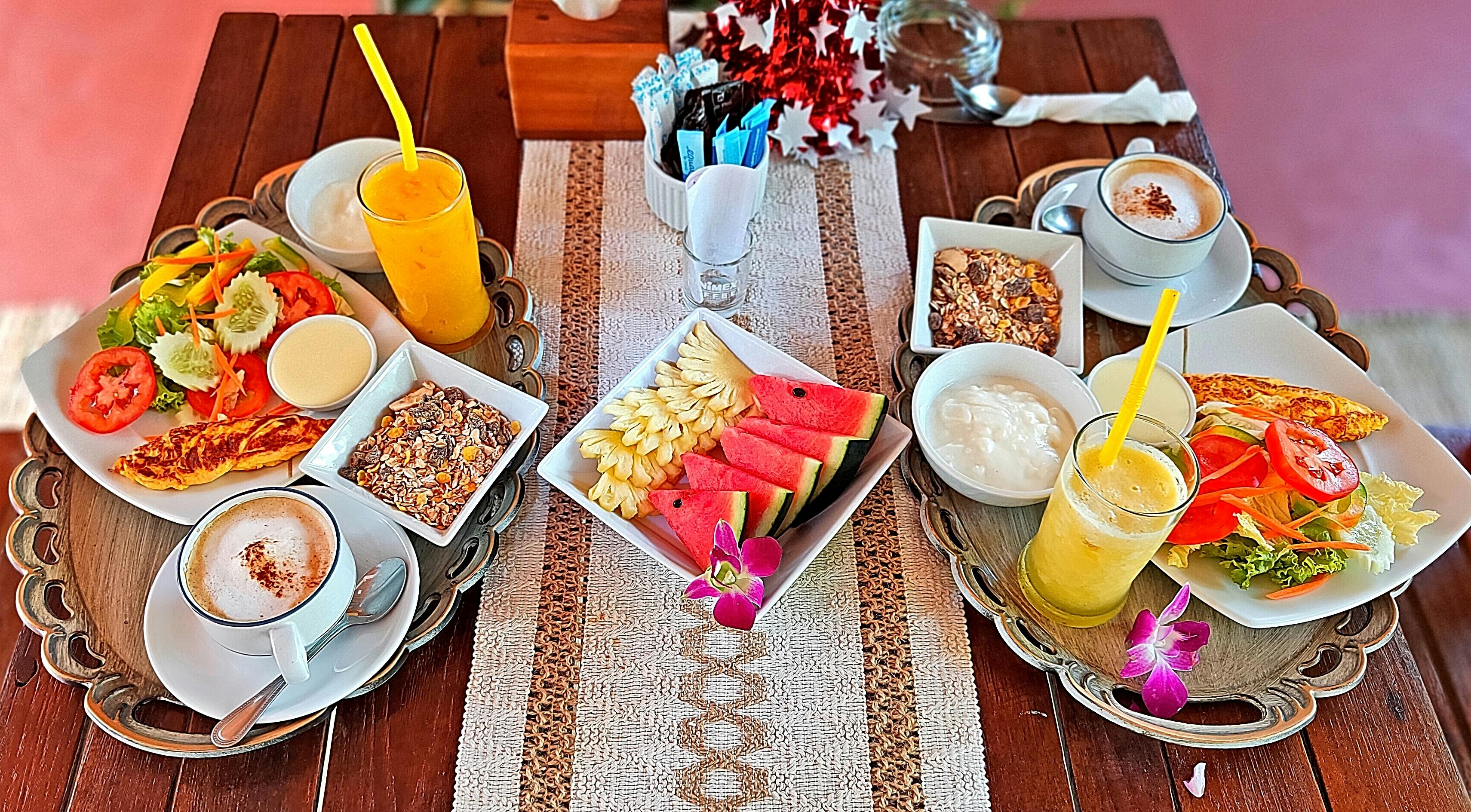 Jungle HUT, Breakfast, Lunch, Dinner, Food, Menu, Drinks, Desserts ...