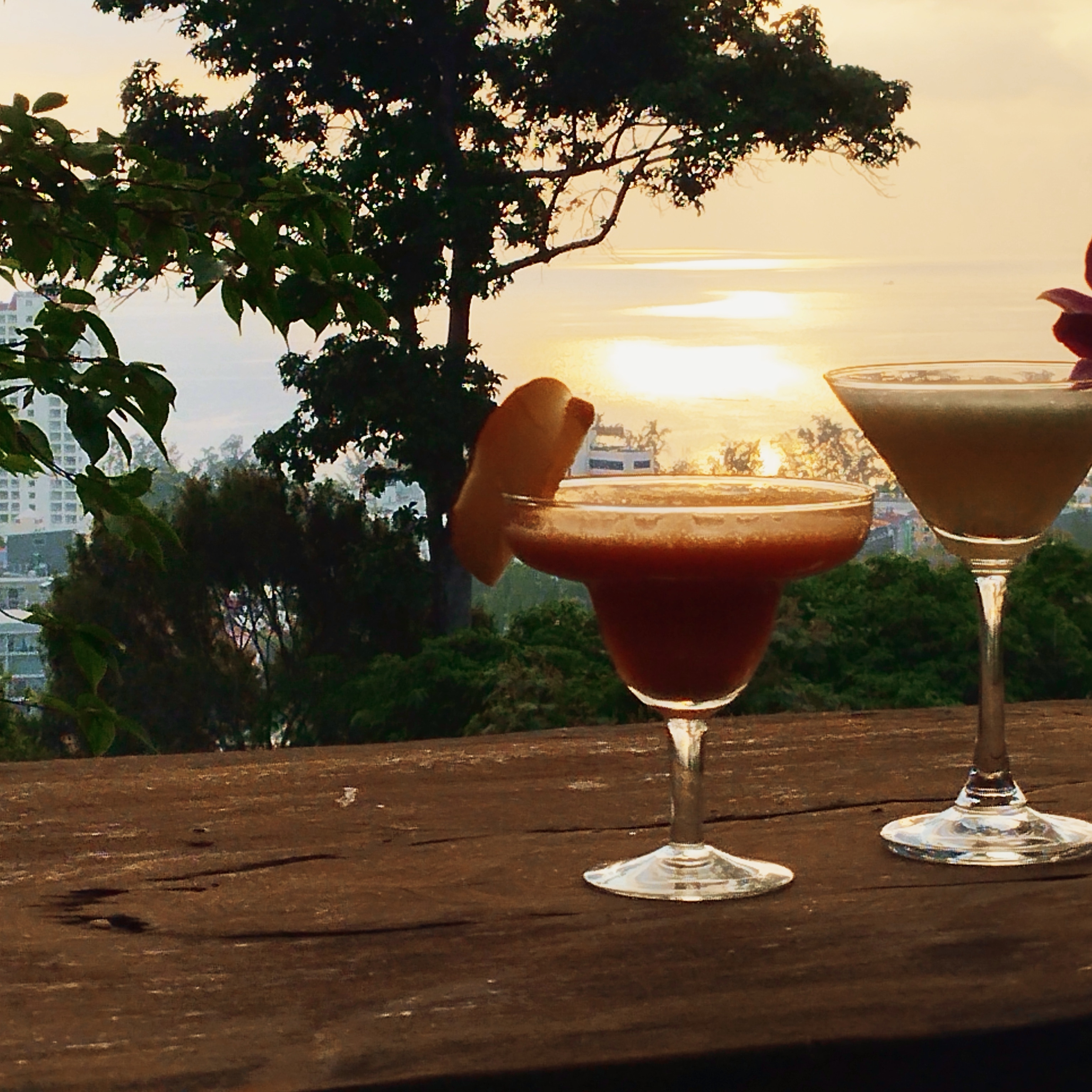 Viewpoint Jungle Vip, Menu, Drinks, Food, Restaurant, Music, Live Music, Sunsets,