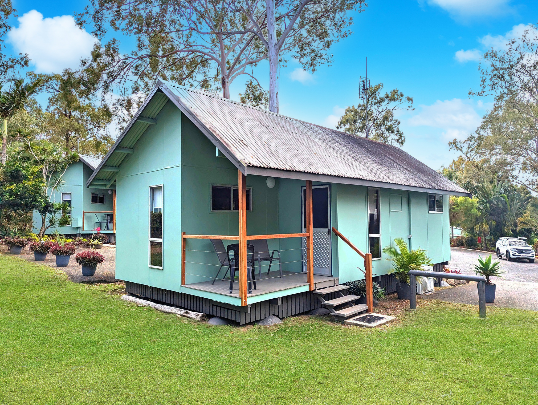 External cabin gardens