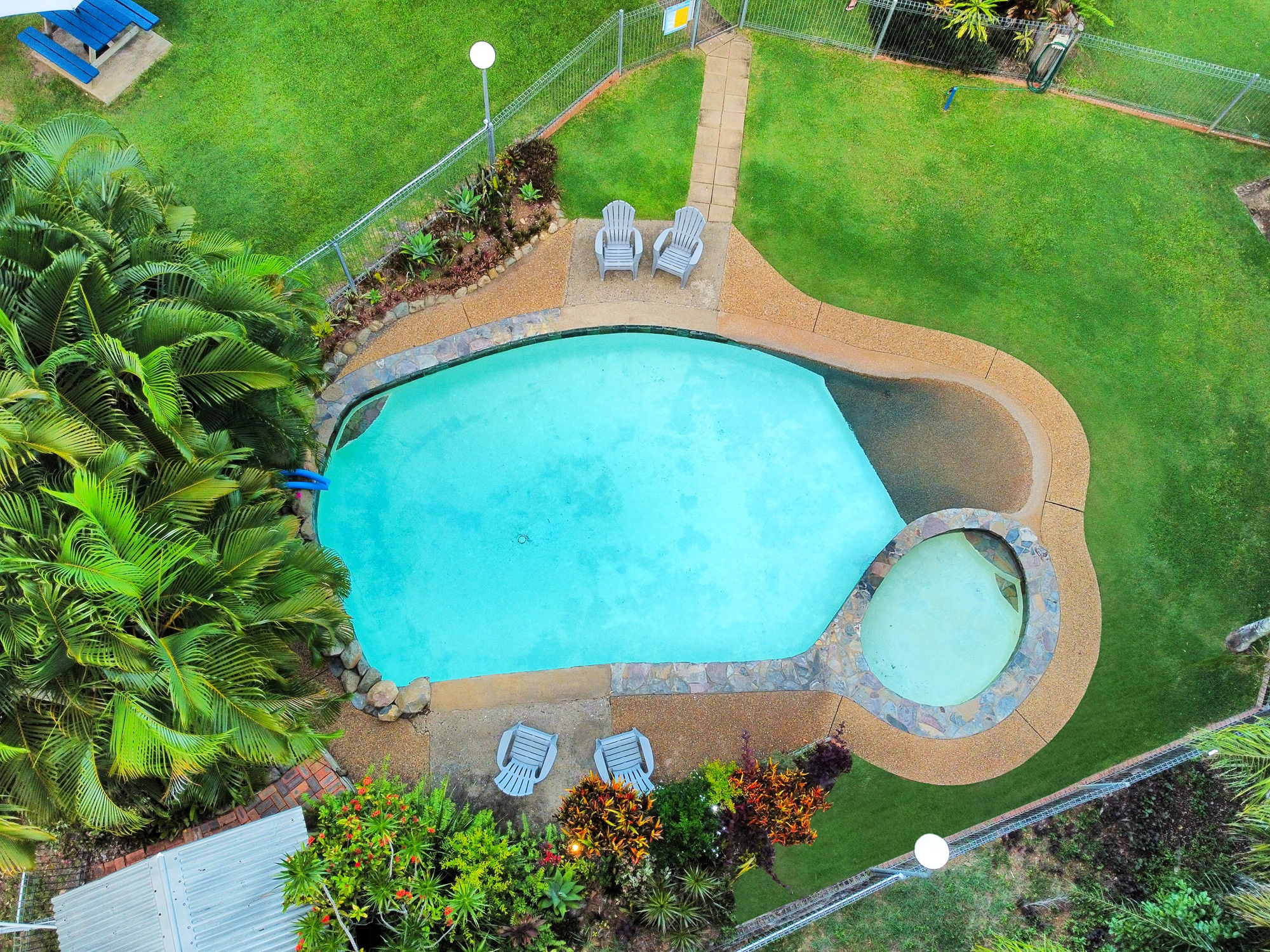 Cabins swimming pool