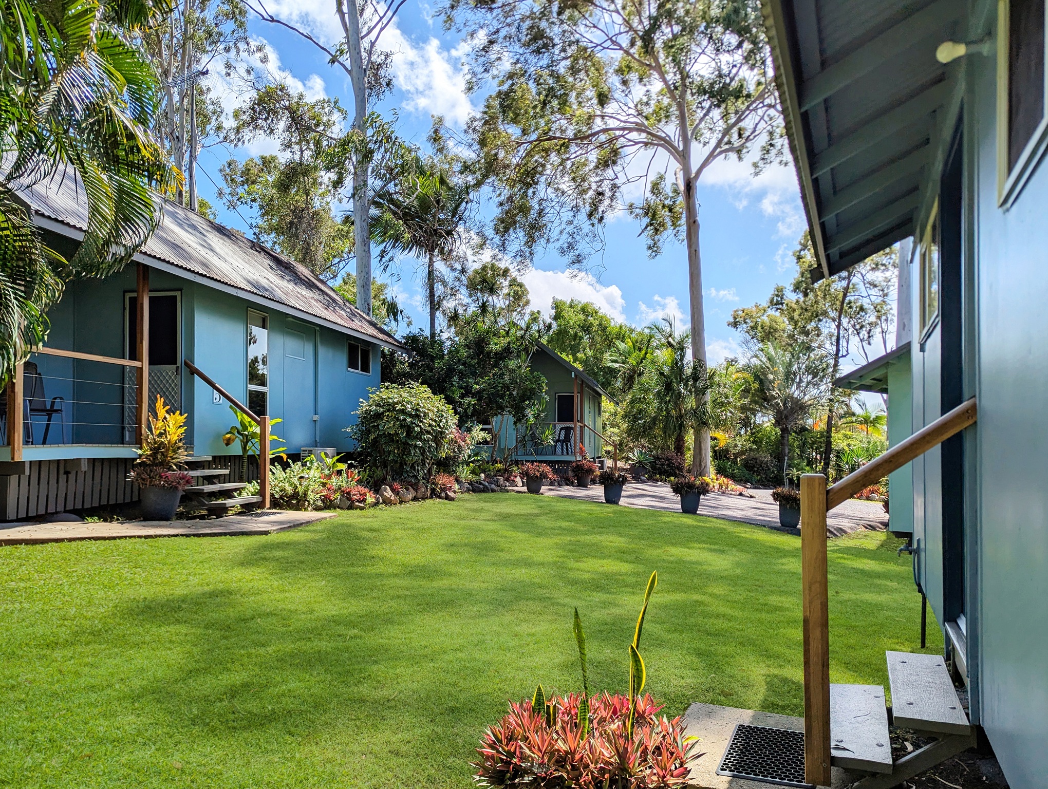 External cabin gardens