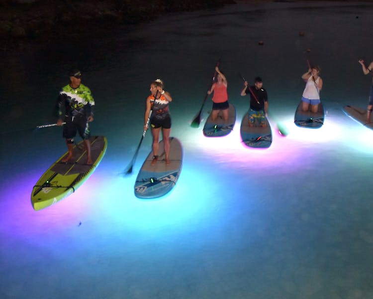 muri-beachcomber-rarotonga-night-paddle-boarding-SUP-lagoon