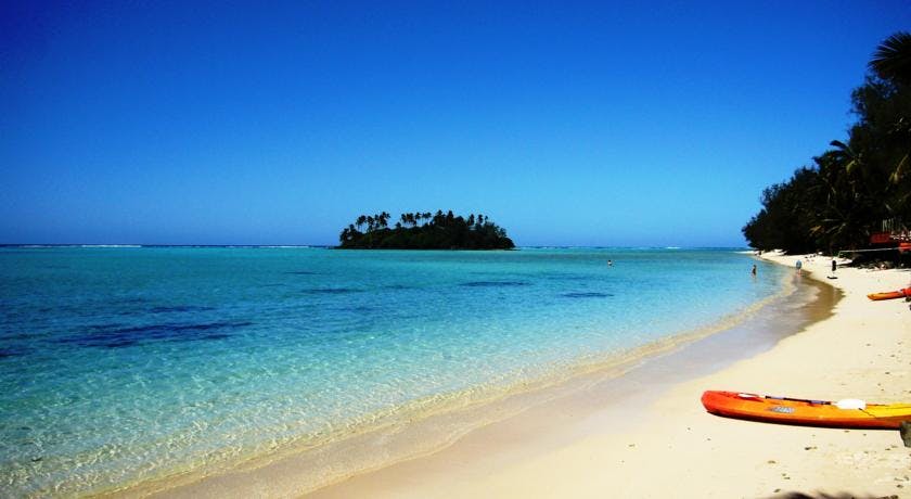 muri-beachcomber-rarotonga-beach-taakoka-island-view-motu-lagoon