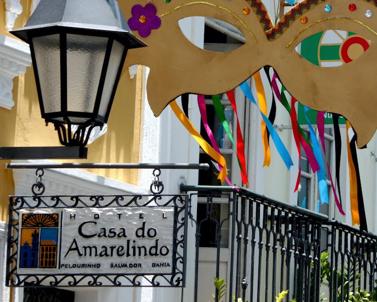carnaval Pelourinho decoração de rua frente Hotel Casa do Amarelindo