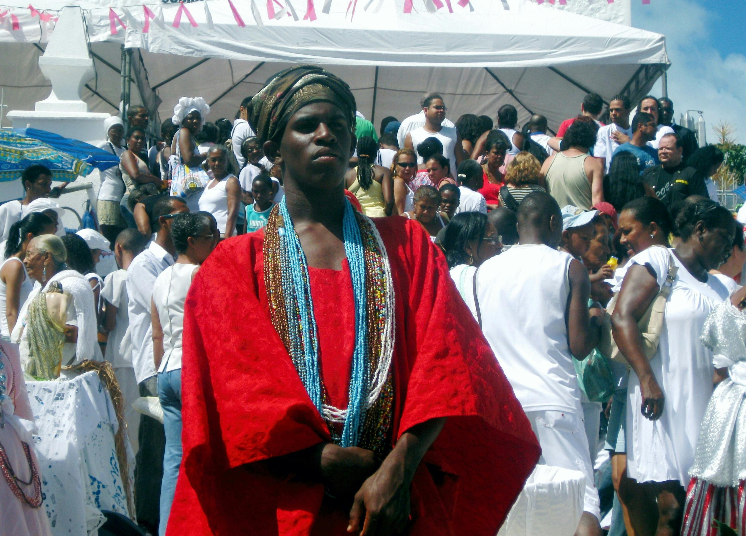 pai de santos em cerimônia de candomblé em Salvador Bahia