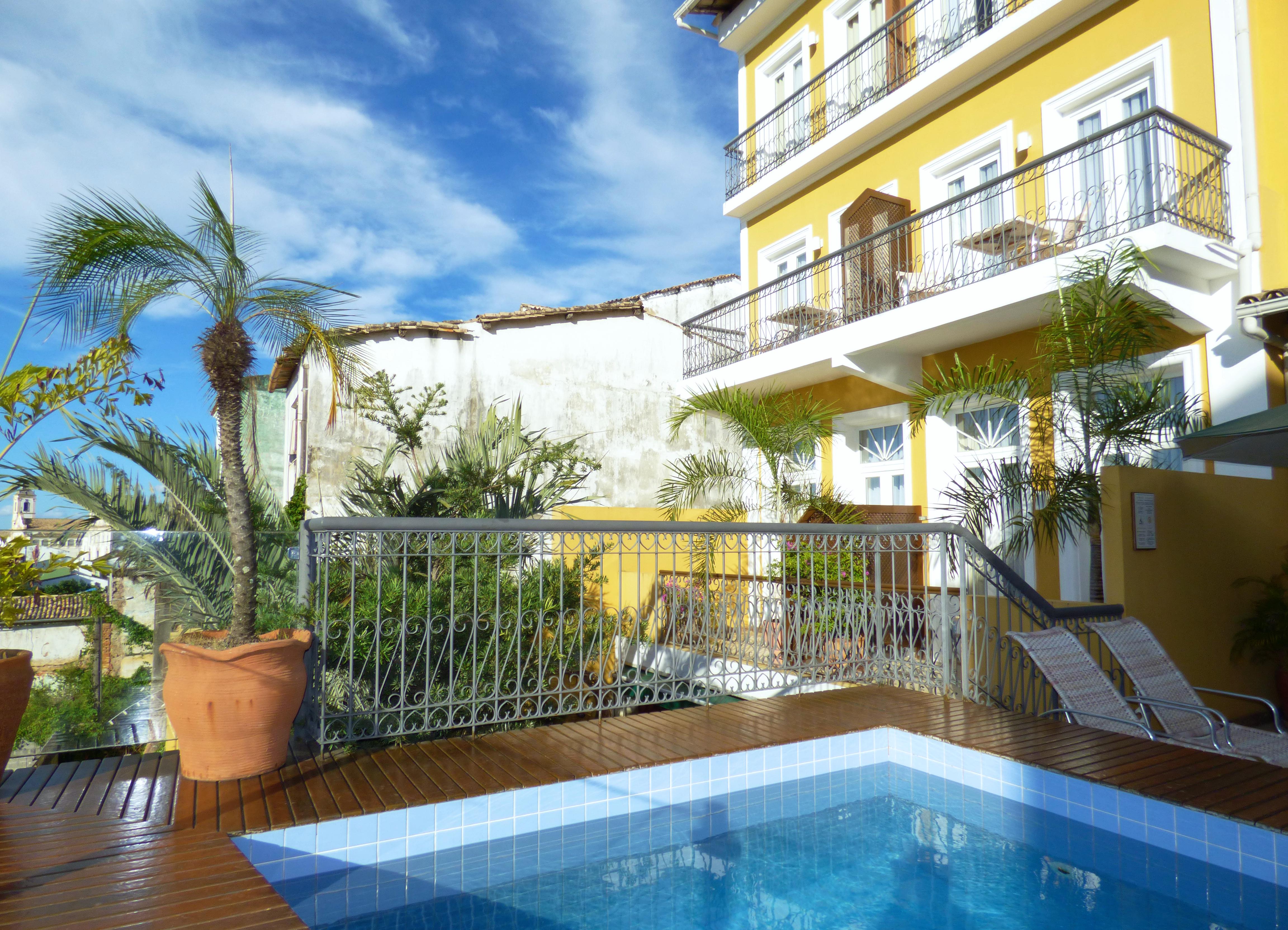 Hotel Casa do Amarelindo swimming-pool main building