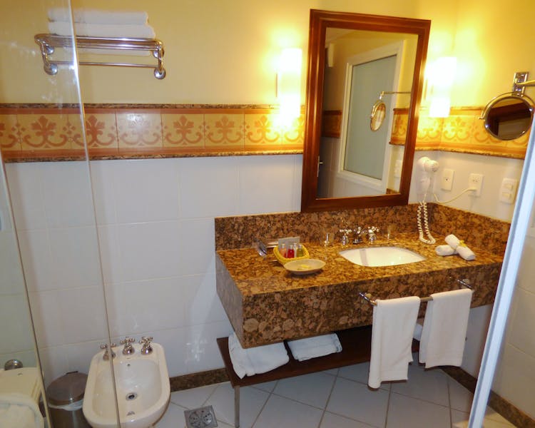 Hotel Casa Amarelindo Standard Room bathroom Sink