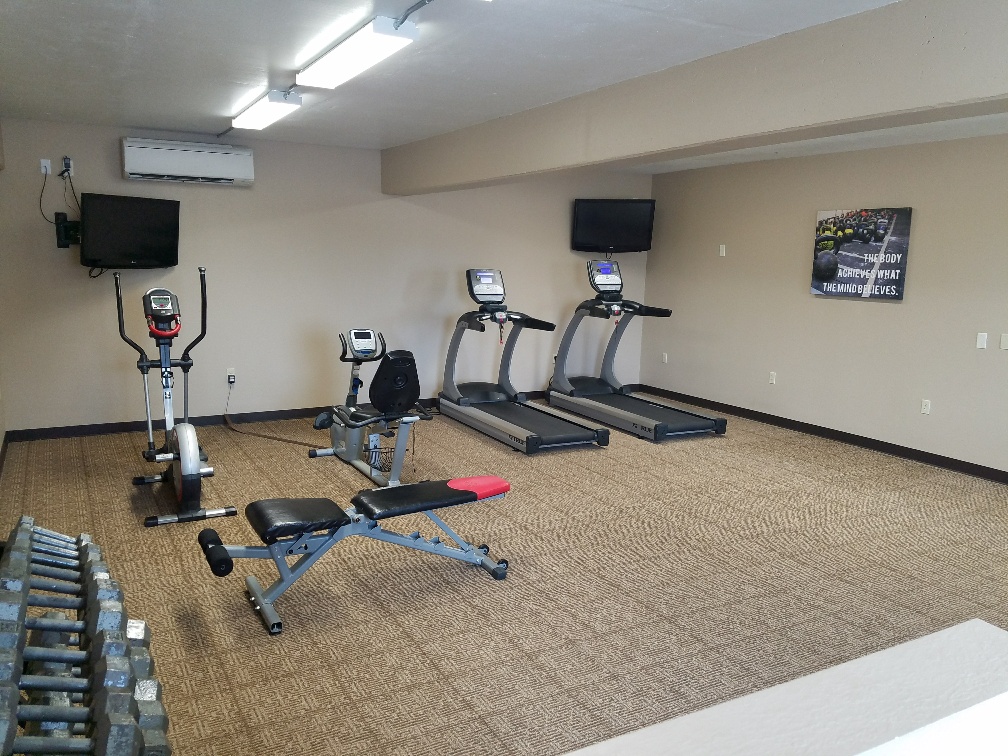 24 Hour Fitness room