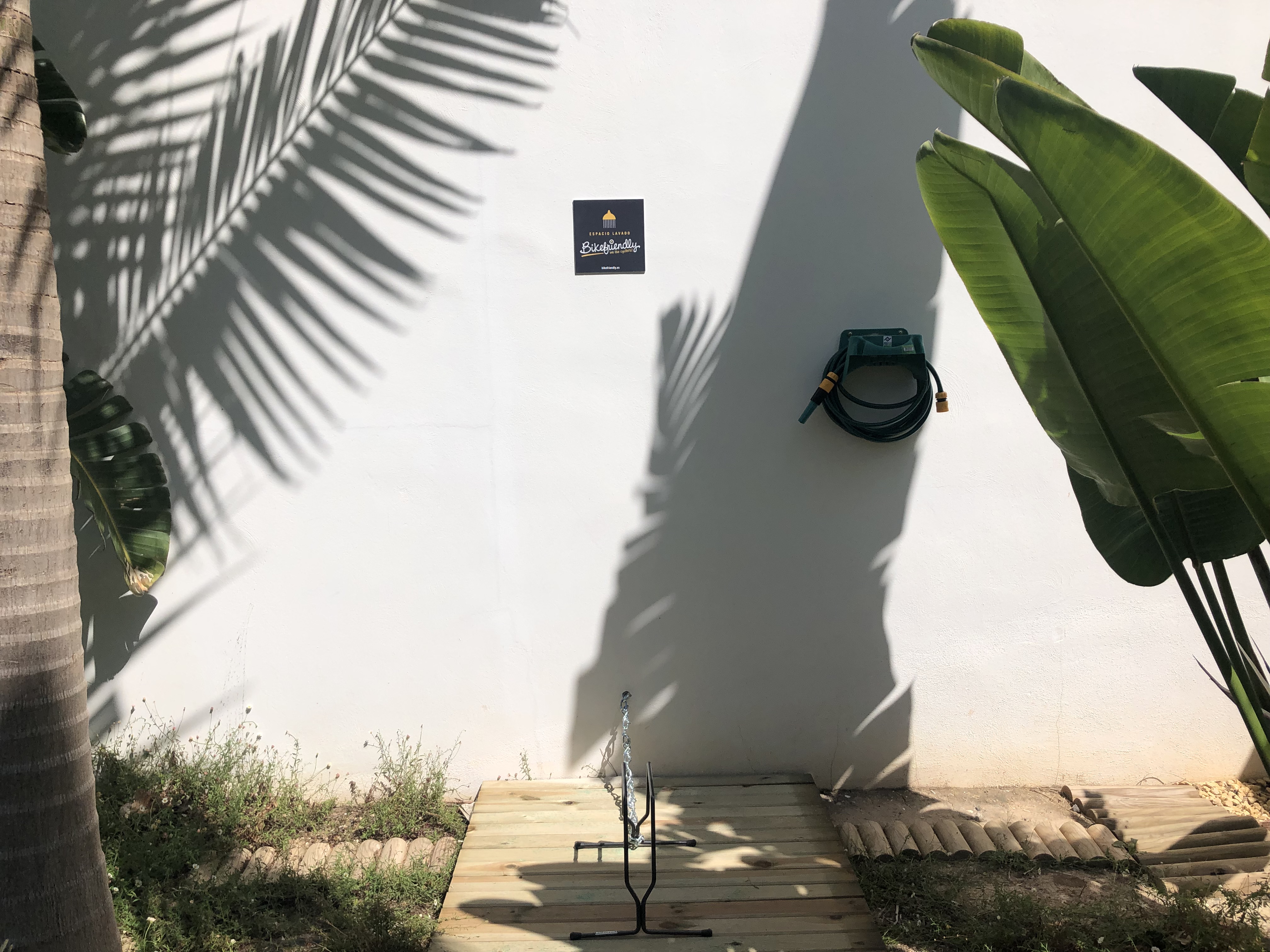 mora villas by mimar BikeFriendly zona lavado