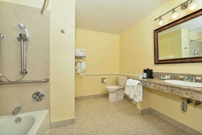 St. Charles Inn - Hotel Superior — photo 7 of 24